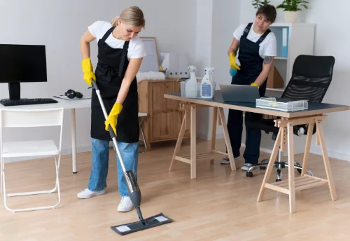 Nettoyage de bureau professionnel à Saint-Symphorien-de-Thénières